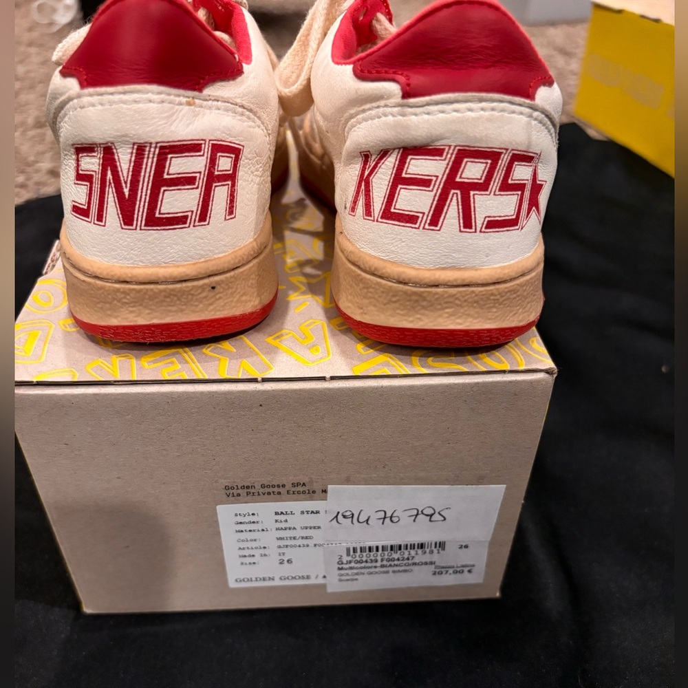 Golden Goose Ball Star Low Top Sneakers. Size 26 (9.5 Toddler)